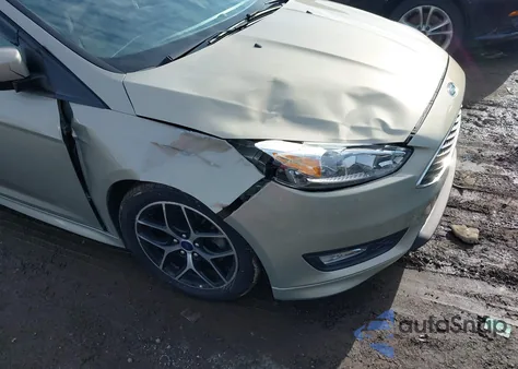 2016 Ford Focus Se z USA, uszkodzony, nr VIN 1FADP3K26GL394373